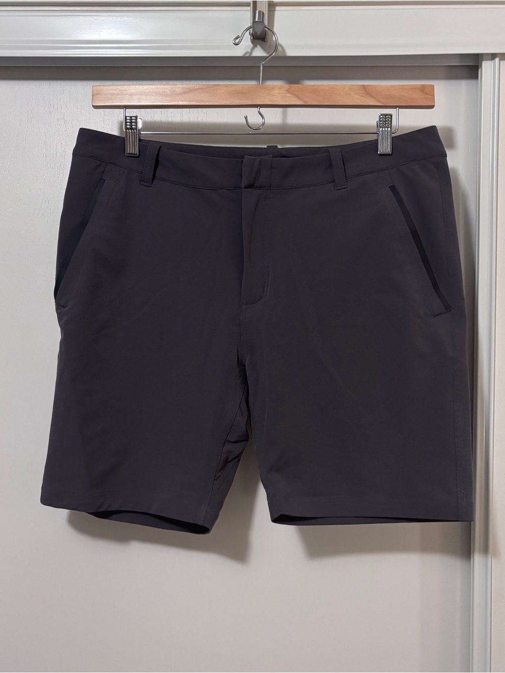 Cotopaxi Mens Athletic Shorts Size 33 Samburu Flat Front Golf Hiking Outdoor